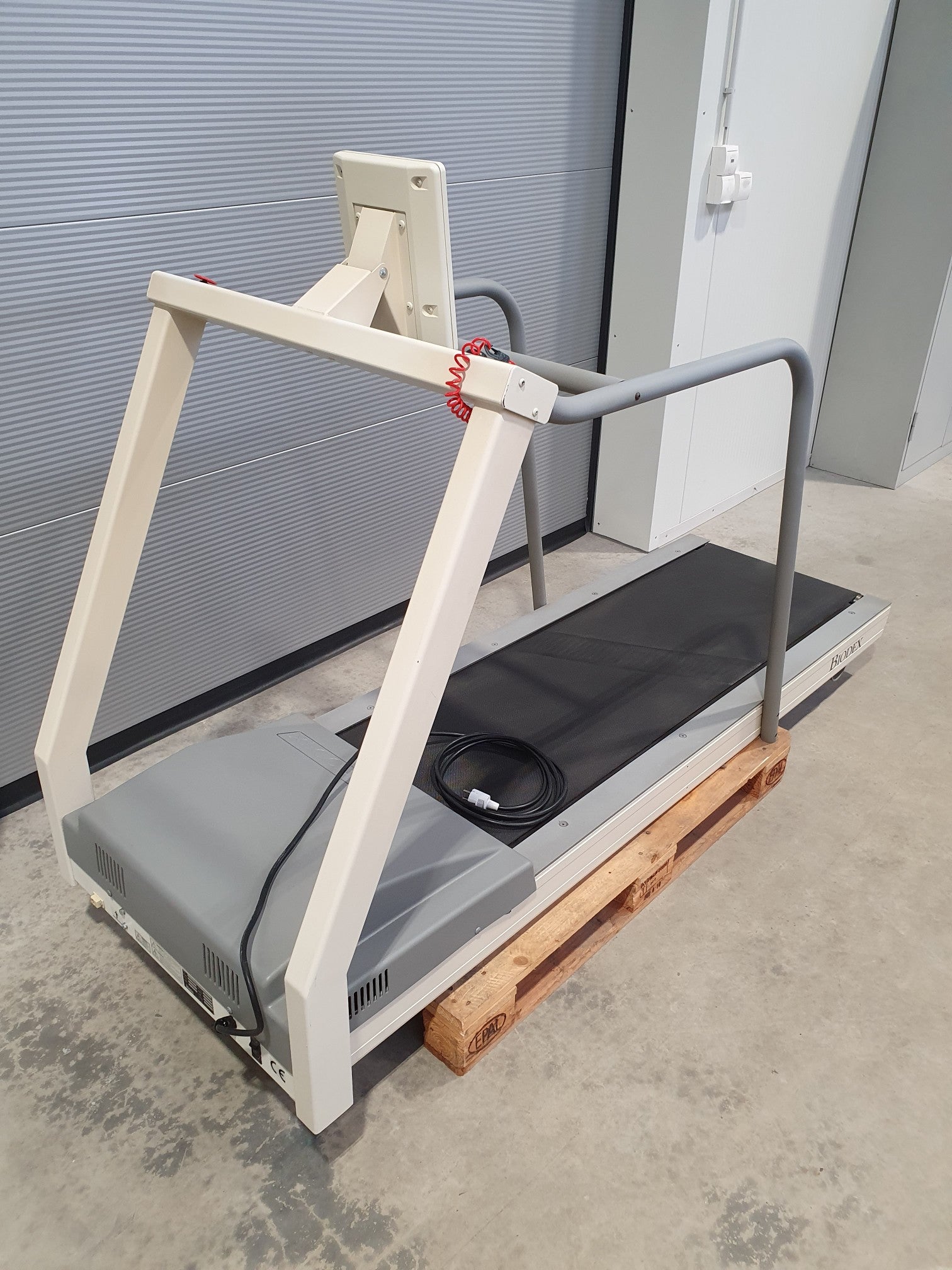 BIODEX RTM400 Medizinisches Laufband Treadmill Fitness Studio Physio Therapie Fitness-Inserate.de