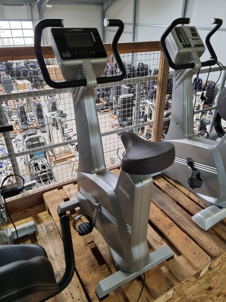 MILON MIHA Club Upright Bike Fahrrad Ergometer Bike Fitness Gym Sport Fitness-Inserate.de